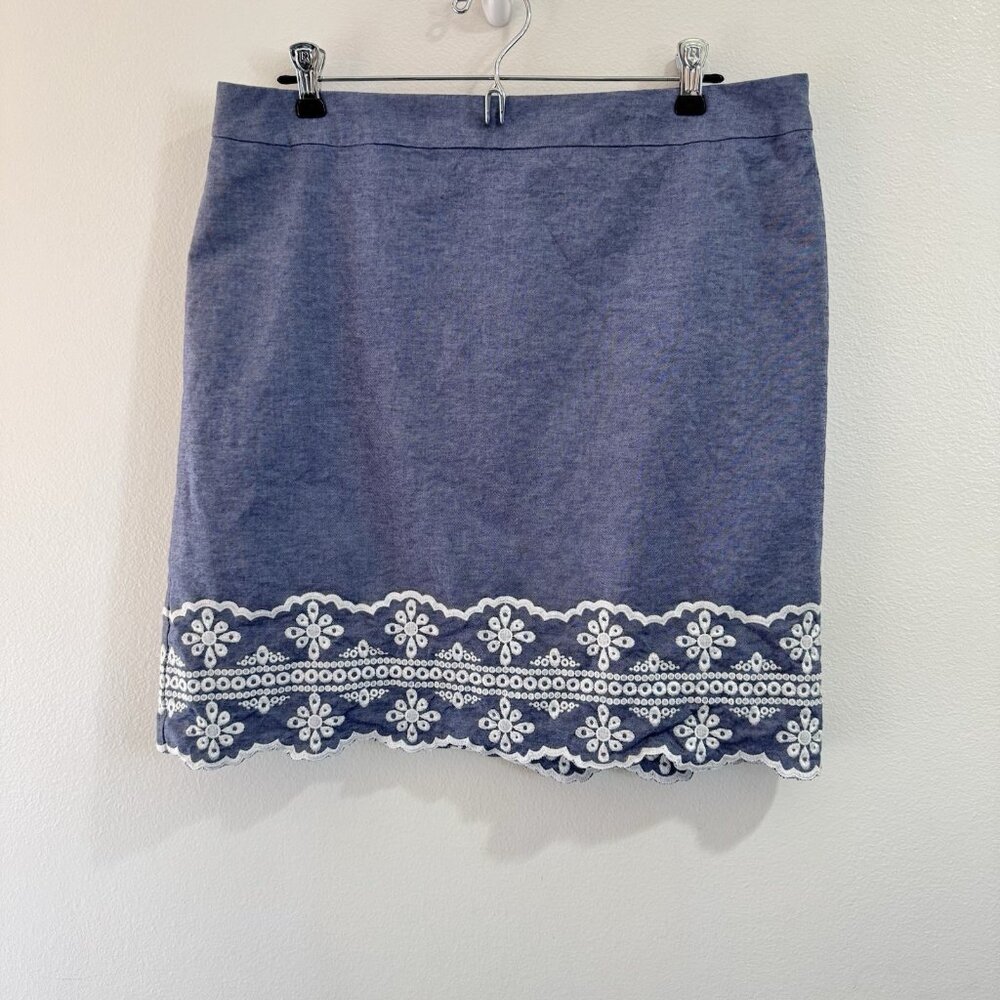 Talbots Skirt 12 / L Chambray Blue Eyelet Lace Floral Scalloped Straight Pencil